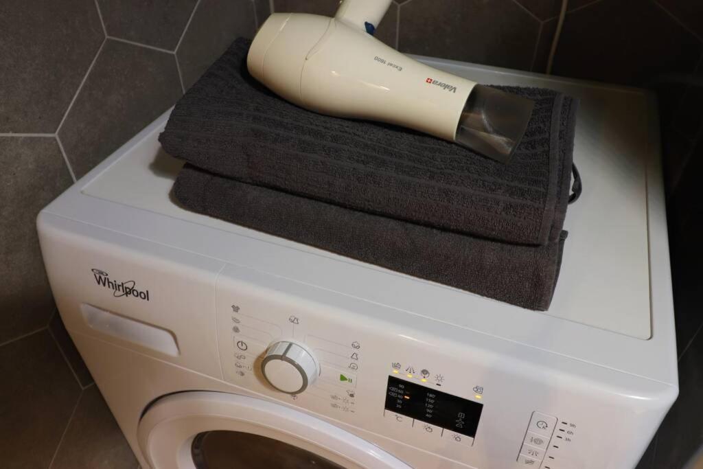 Room Emma,between bus&train station,Netflix,speed Wi-Fi Zagreb Buitenkant foto