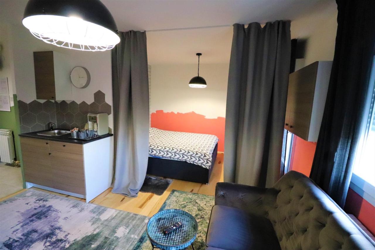 Room Emma,between bus&train station,Netflix,speed Wi-Fi Zagreb Buitenkant foto
